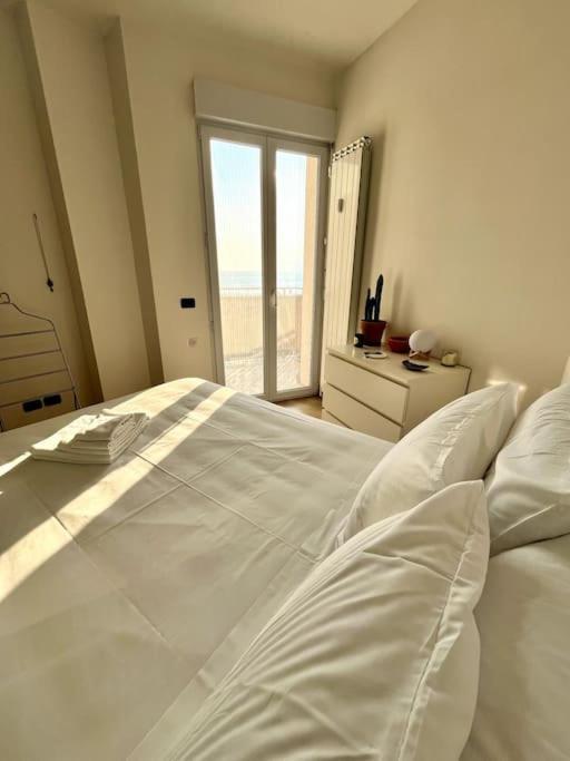 Ferienwohnung Casa Solymar Vallecrosia Exterior foto